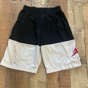Air Jordan Kids Basketball Shorts Black White Red Size Large 12-13 Year